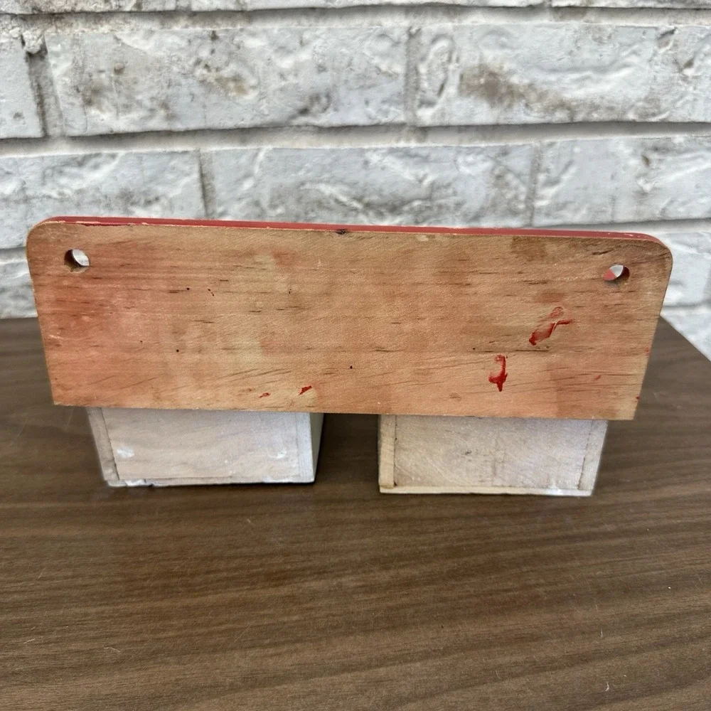 Vintage‎ red & white wall-mounted Wooden kitchen sal & harina containers Holder